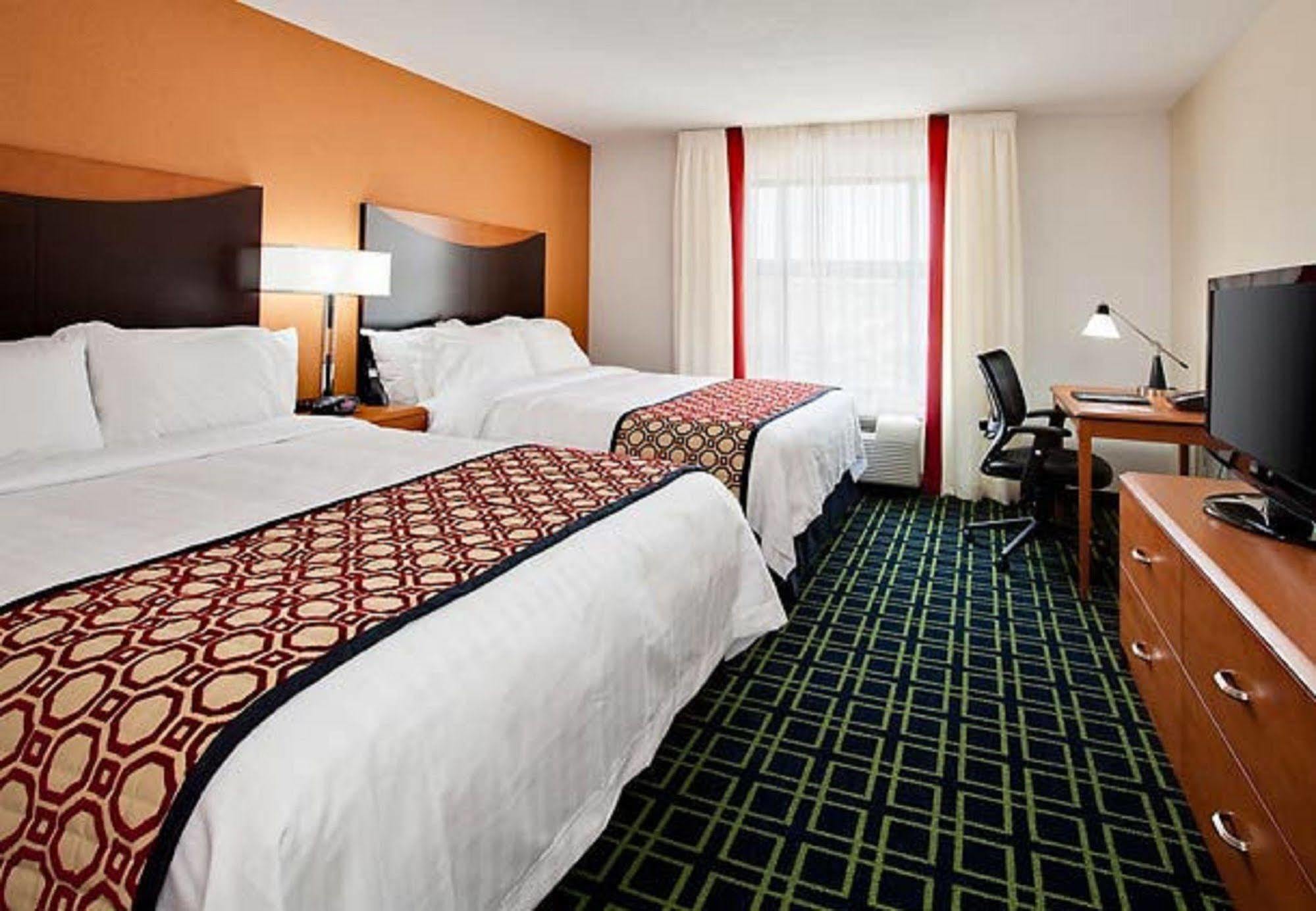 Fairfield Inn & Suites South Bend At Notre Dame Стая снимка